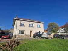 Immeuble avec 2 appartements SAINTE SIGOLENE (43)