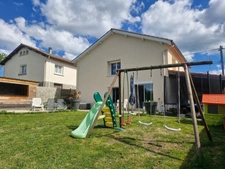 MAISON DE 124M² AVEC 5 CHAMBRES SUR TOP SECTEUR UNIEUX ET BEAU TERRAIN PLAT PISCINABLE DE 971M²