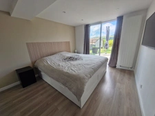 MAISON DE 124M² AVEC 5 CHAMBRES SUR TOP SECTEUR UNIEUX ET BEAU TERRAIN PLAT PISCINABLE DE 971M²