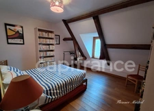 Maison en Pierre de 177 m2 - Un cocon chaleureux à Gevrey-Chambertin, entre charme, nature et convivialité.