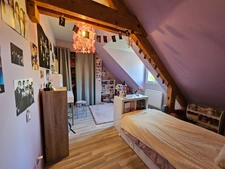 Deux maisons, un terrain, un potentiel unique : vivre ensemble ou séparer les espaces à votre convenance. PERRIGNY LES DIJON (21) aux portes de Dijon
