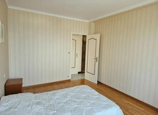 Family T8 house with great potential – Two adjoining dwellings on the outskirts of Dijon.