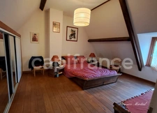 Maison en Pierre de 177 m2 - Un cocon chaleureux à Gevrey-Chambertin, entre charme, nature et convivialité.