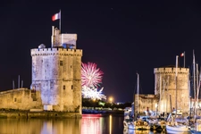À VENDRE – BAR MUSICAL & RESTAURATION – LICENCE IV – VIEUX-PORT DE LA ROCHELLE