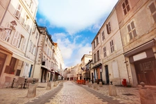 BAR LICENCE IV RESTAURANT FONDS DE COMMERCE A VENDRE CENTRE-VILLE LA ROCHELLE