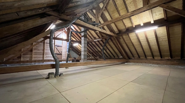 À vendre Thones Appartement 5 pièces à rénover plus plateau à aménager 