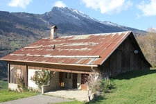 À Vendre : Ancien Corps de Ferme à Rénover -secteur recherché  de Thônes (74)