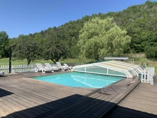 Maison avec studio indépendant et piscine chauffée – 2300 m² de terrain – CHABESTAN (05)