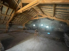 Maison de campagne indépendante à restaurer – Grimone (26)
