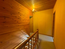 Jolie Maison Atypique avec grand terrain 5000m² – CHARENS (DIOIS)