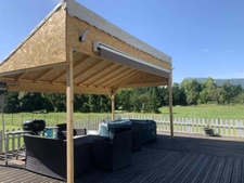 Maison avec studio indépendant et piscine chauffée – 2300 m² de terrain – CHABESTAN (05)