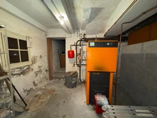 Grande maison de village indépendante à rénover – 257 m² – Fort potentiel – Saint-Julien-en-Beauchêne