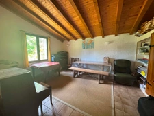 Jolie Maison Atypique avec grand terrain 5000m² – CHARENS (DIOIS)
