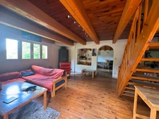 Jolie Maison Atypique avec grand terrain 5000m² – CHARENS (DIOIS)