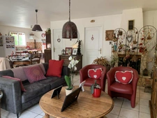 Aucun travaux à prévoir – Maison avec deux logements – 209 m² – Revenus locatifs – Cadre nature