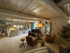 Propriété en pierres avec 2 maisons et 3 hectares de terrain – La Piarre (05)