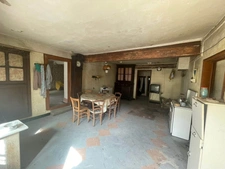 Maison de campagne indépendante à restaurer – Grimone (26)