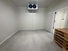 À vendre – Local commercial / murs commerciaux de 300 m² idéalement situés au pied du Dévoluy