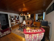 Grande maison de village indépendante à rénover – 257 m² – Fort potentiel – Saint-Julien-en-Beauchêne