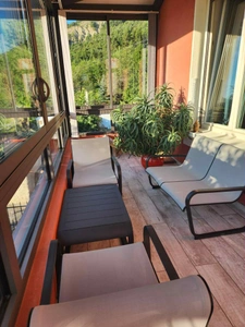À vendre – Maison rénovée avec prestations haut de gamme – ESPARRON 05