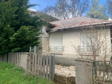 🏡 Maison de charme à réinventer – 133 m² à Lus-la-Croix-Haute – Fort potentiel !