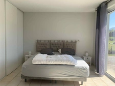 Maison avec studio indépendant et piscine chauffée – 2300 m² de terrain – CHABESTAN (05)