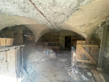 Maison de campagne indépendante à restaurer – Grimone (26)
