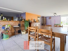 Maison à vendre - 4 chambres - 137 m²  SAINT SAVIOL (86)