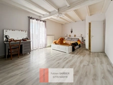  Maison de ville rénovée – 180 m²  VILLIERS COUTURE (17)