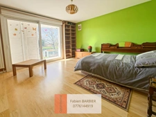 Maison à vendre - 4 chambres - 137 m²  SAINT SAVIOL (86)