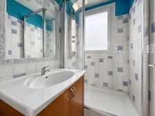 Appartement familial 4 pièces – 3 chambres – 7ème étage,  lumineux avec loggia, cave et box ASNIERES SUR SEINE (92)