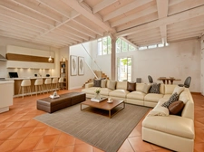Paris 8th arrondissement – Étoile / Champs-Élysées Duplex apartment, loft style – 90 m² – Ground floor