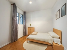 PARIS 11e – RUE DE CHARONNE – 3 PIÈCES - 2 CHAMBRES 
