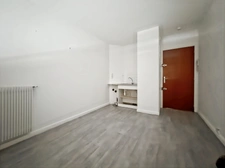 A VENDRE PARIS 14 – DENFERT-ROCHEREAU / METRO SAINT JACQUES STUDETTE  11 m² – FORT POTENTIEL