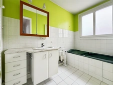 Appartement familial 4 pièces – 3 chambres – 7ème étage,  lumineux avec loggia, cave et box ASNIERES SUR SEINE (92)