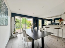 A vendre Colombes, Belle maison familiale / 5 chambres / Grand jardin