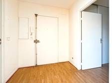 For sale, Suresnes, 3 rooms with 2 balconies, parking and cellar 