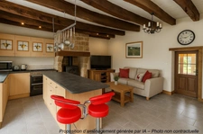 Maison en pierre pleine de charme avec cour, jardin et dépendances