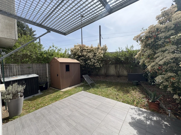COUP DE COEUR - T3 DUPLEX AVEC JARDIN -  TRAM D A PIED