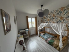 Maison récente de plain pied-3 chambres avec jardin