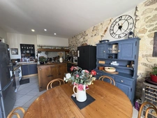 Propriété d'exception-maison de charme avec activité chambres d'hôtes et vue  sur les vignes