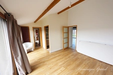 3 MAISONS, PISCINE & POTENTIEL TOURISTIQUE (gîte et maisons d'hôtes) – 1,5 HECTARE