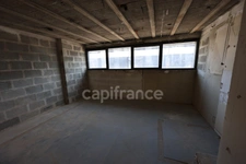 LOCAL D'ACTIVITE 577 M² – CAEN NORD  – FRAIS DE NOTAIRE RÉDUITS - RÉHABILITATION PREMIUM 