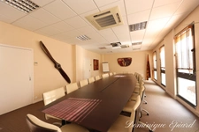 A VENDRE – Ensemble tertiaire prestations haut de gamme de plus 2 000 m² sur 9 000 m² – Niort 