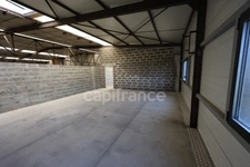 LOCAL D'ACTIVITE 577 M² – CAEN NORD  – FRAIS DE NOTAIRE RÉDUITS - RÉHABILITATION PREMIUM 