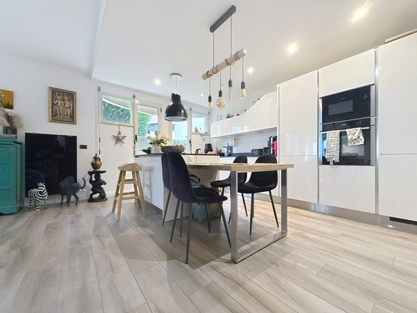 Appartement à vendre 5 pièces FERNEY VOLTAIRE (01)