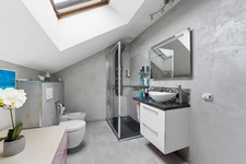 House for sale 7 rooms SEGNY (01)