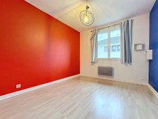 Maison à vendre 8 pièces SAINT GENIS POUILLY (01)