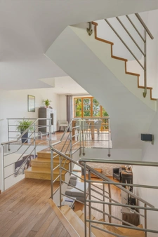 Maison à vendre 7 pièces ECHENEVEX (01)