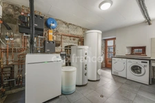 Maison à vendre 8 pièces SAINT GENIS POUILLY (01)